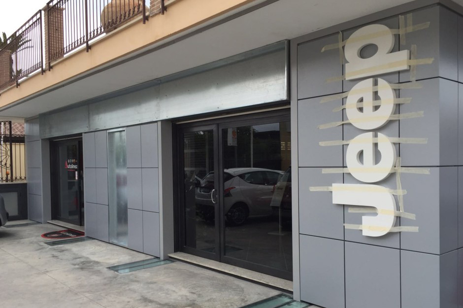 Façades commerciales